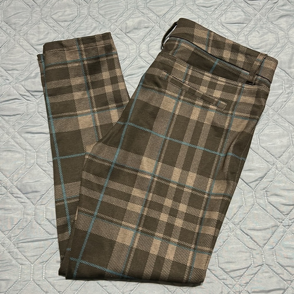 41 Hawthorn - Women's Black and Blue Plaid Pants